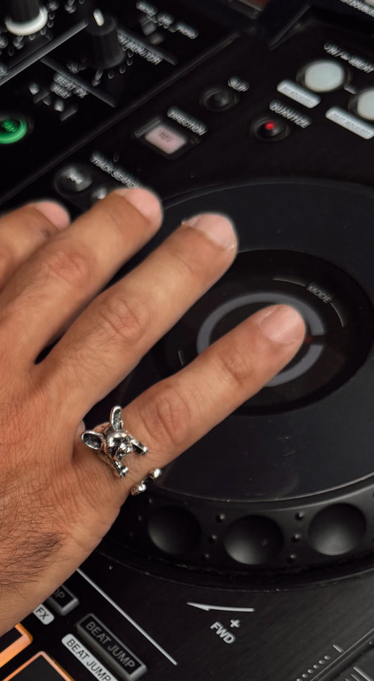 Frenchie Ring